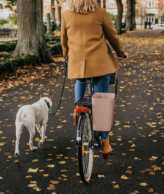 Väska hög med cykelfäste