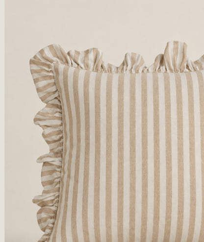 Svea Kuddfodral volang Sand
