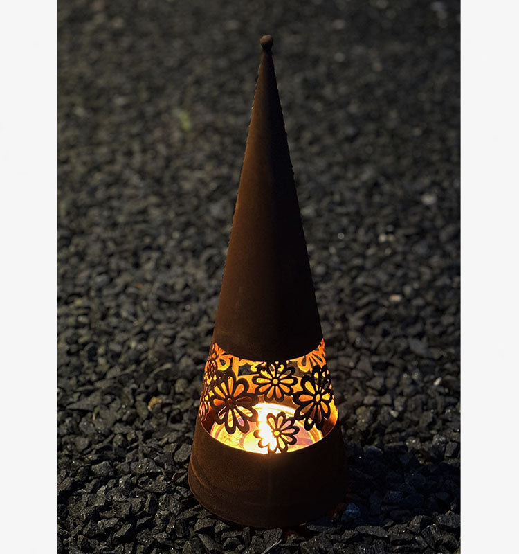 Marschallhållare kon med blommor i rostfinish