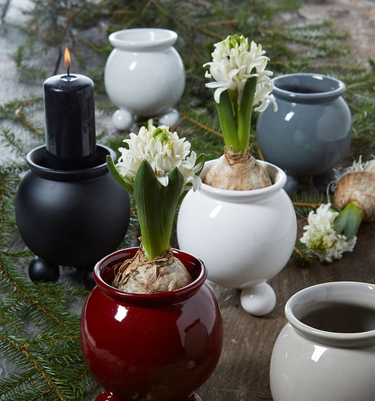 Anya kruka vit M med kulfötter