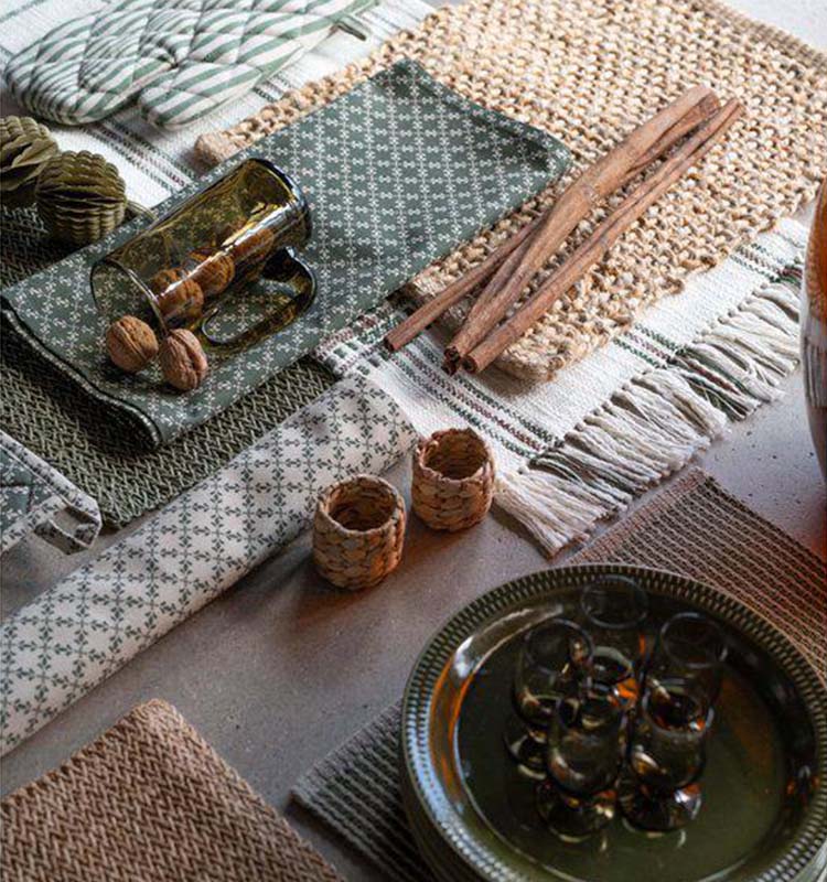 JUL -Ines servett Grön