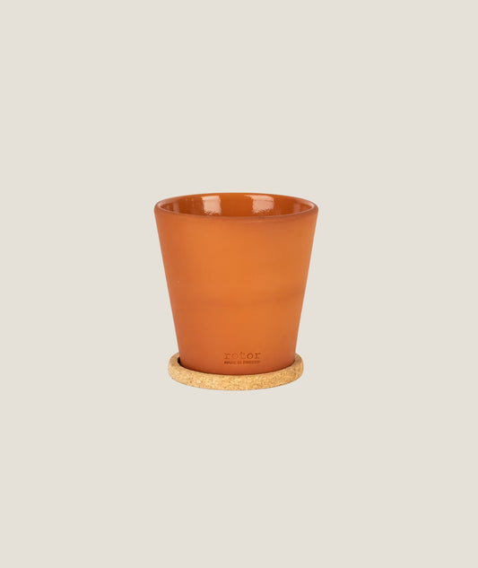 Kryddkruka i lergods med korkfat