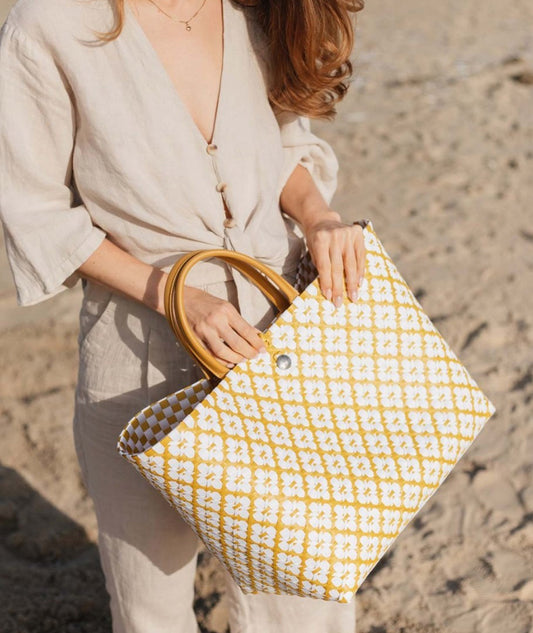 Handed By Motif Bag Shopper senapsgul mönstrad L